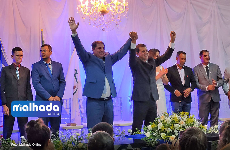 202501012153capa.jpg